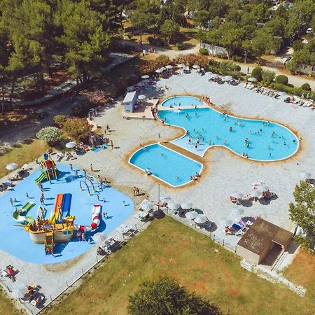 Camping Bi-Village - Roan Valbandon Екстериор снимка