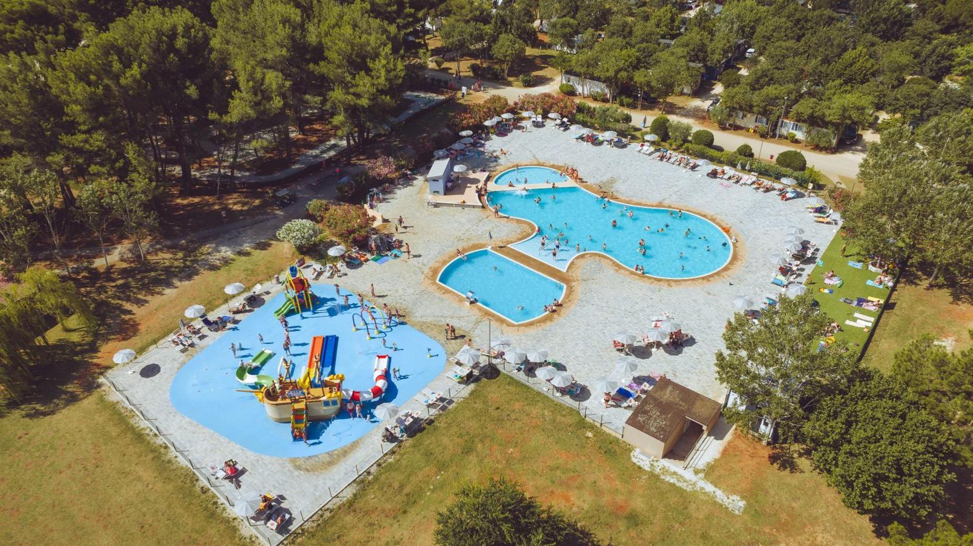 Camping Bi-Village - Roan Valbandon Екстериор снимка